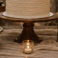 Wooden cake stand