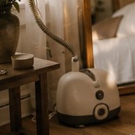 Garment steamer